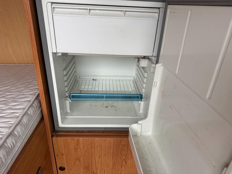 Leasing di Mercedes-Benz 319 L2/H1 BF3 Begleit-/Convooi-/Begleiding-/Camper Mercedes-Benz 319 L2/H1 BF3 Begleit-/Convooi-/Begleiding-/Camper: foto 14