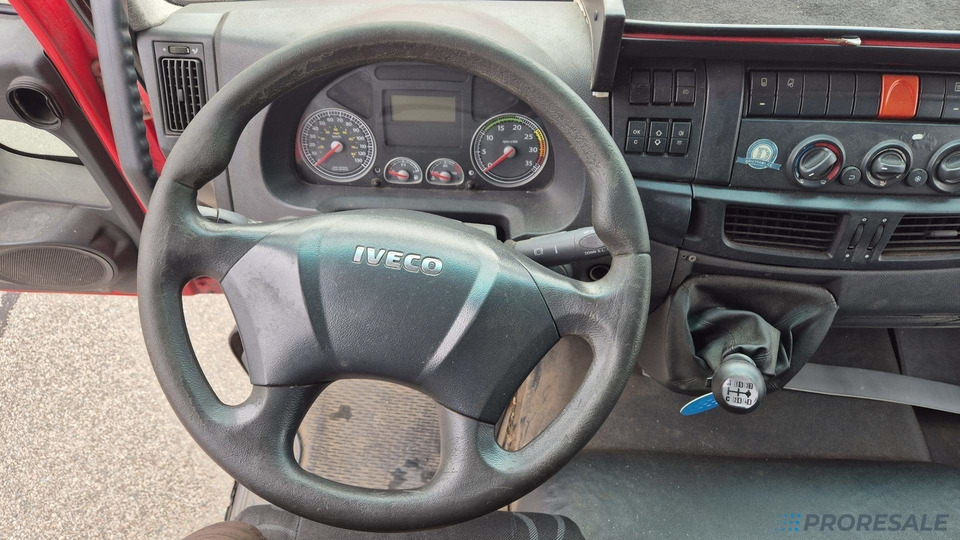 IVECO EUROCARGO ML 140E28 EURO 5 - valník s plachtou + hydraulické čelo 1,5 t - Camion centinato: foto 5 IVECO EUROCARGO ML 140E28 EURO 5 - valník s plachtou + hydraulické čelo 1,5 t - Camion centinato: foto 5