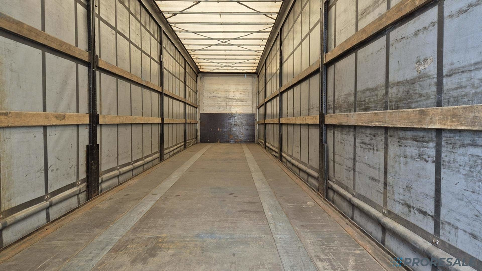 KÖGEL SN 24 MEGA - Semirimorchio centinato: foto 4 KÖGEL SN 24 MEGA - Semirimorchio centinato: foto 4