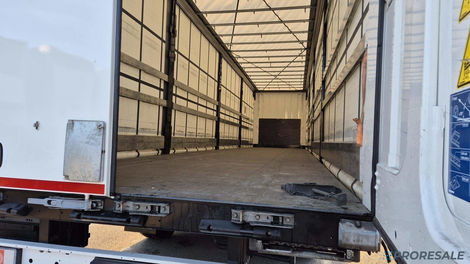 KRONE SD PROFI LINER + paletový koš 32 palet + 2 x zvedací náprava - Semirimorchio centinato: foto 5 KRONE SD PROFI LINER + paletový koš 32 palet + 2 x zvedací náprava - Semirimorchio centinato: foto 5