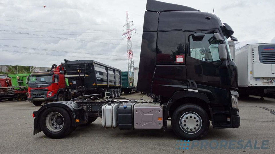 RENAULT T520 EURO 6 + Hydraulika - Trattore stradale: foto 4 RENAULT T520 EURO 6 + Hydraulika - Trattore stradale: foto 4