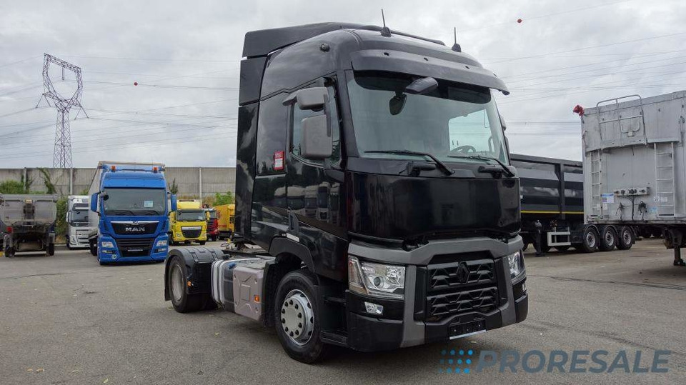 RENAULT T520 EURO 6 + Hydraulika - Trattore stradale: foto 1 RENAULT T520 EURO 6 + Hydraulika - Trattore stradale: foto 1