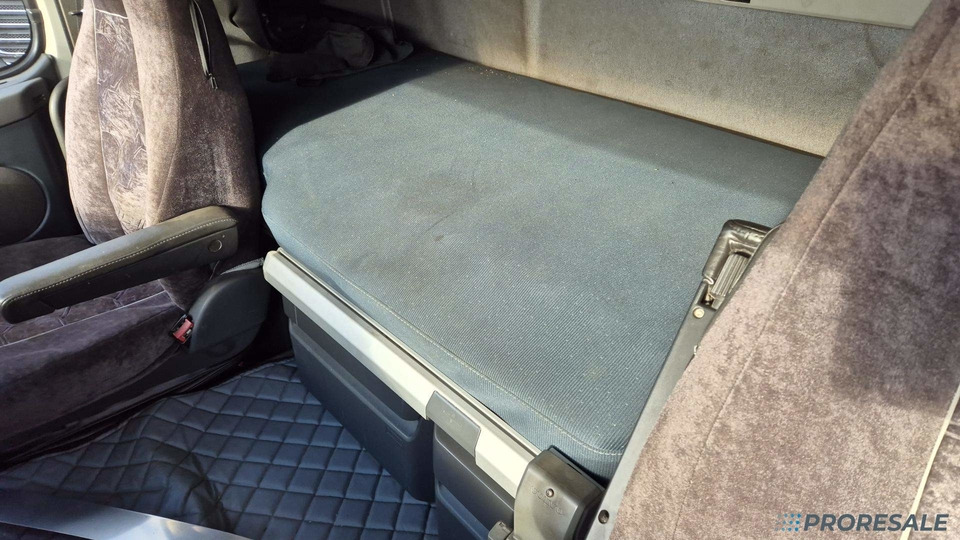 VOLVO FH 13.420 42T LOW DECK EURO 5/EEV - Trattore stradale: foto 5 VOLVO FH 13.420 42T LOW DECK EURO 5/EEV - Trattore stradale: foto 5