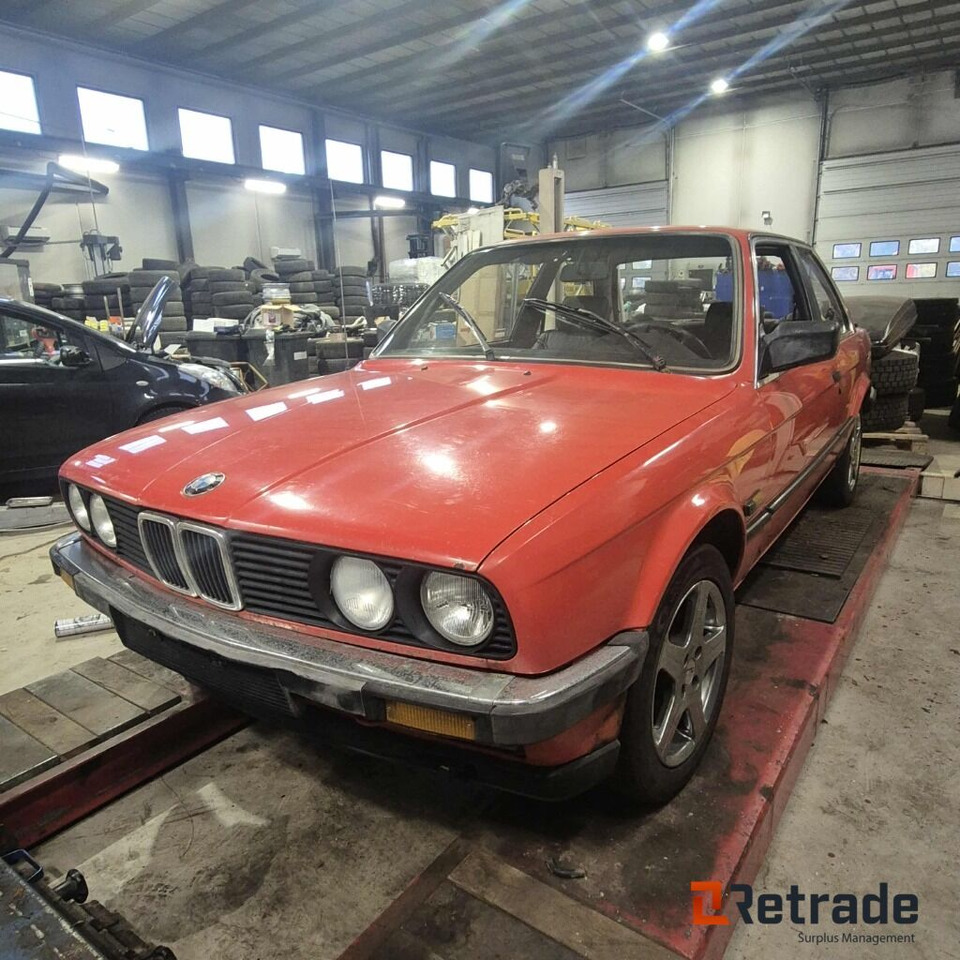 1984 BMW 323 i..Se video - Autovettura: foto 1 1984 BMW 323 i..Se video - Autovettura: foto 1
