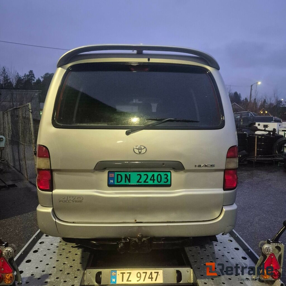 2009mod. TOYOTA HIACE 4WD D4d 4wd - Autovettura: foto 2 2009mod. TOYOTA HIACE 4WD D4d 4wd - Autovettura: foto 2