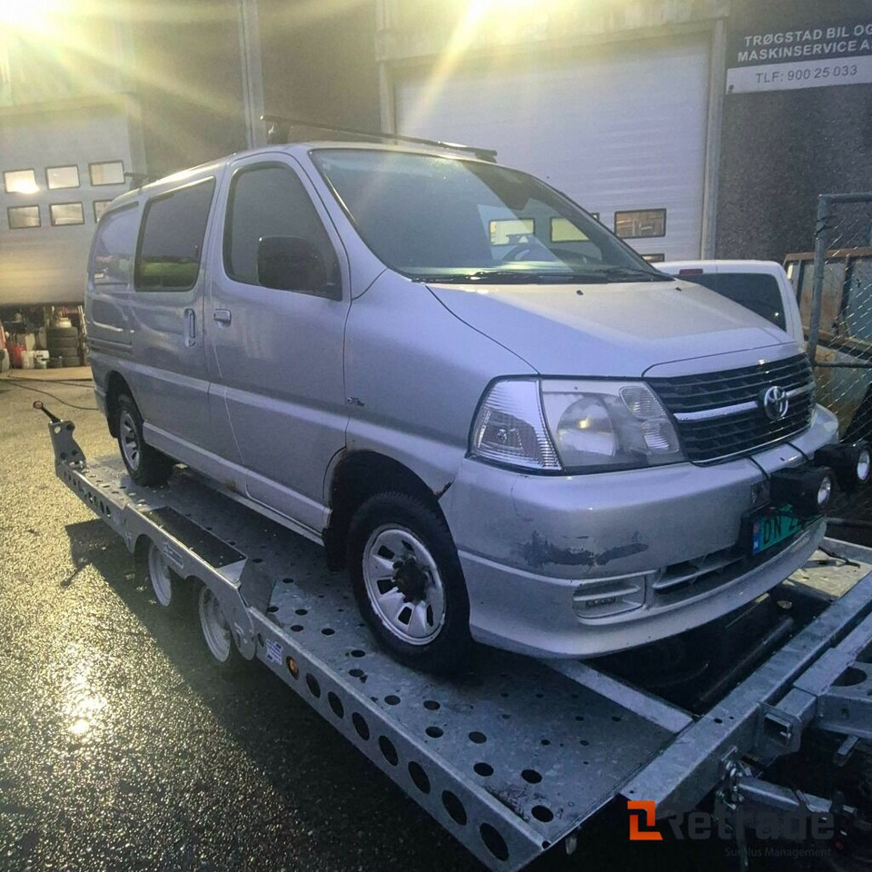 2009mod. TOYOTA HIACE 4WD D4d 4wd - Autovettura: foto 5 2009mod. TOYOTA HIACE 4WD D4d 4wd - Autovettura: foto 5