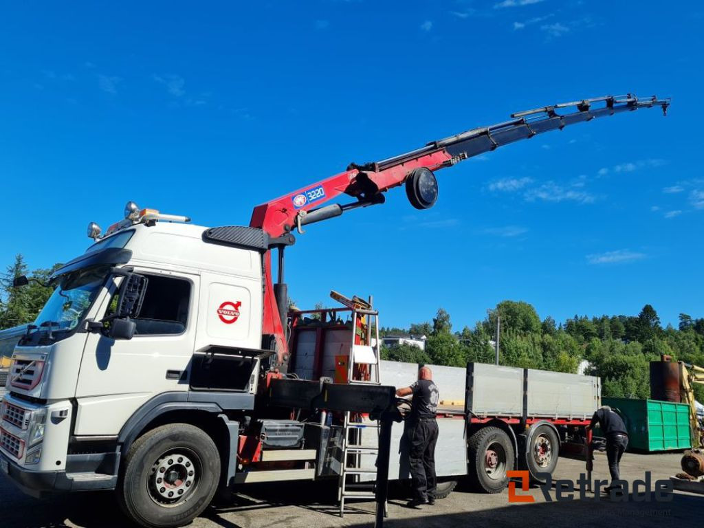 2014 mod. VOLVO FM 500 TRIDEM KRANBIL - Autocarro con pianale/ Cassone fisso, Camion con gru: foto 1 2014 mod. VOLVO FM 500 TRIDEM KRANBIL - Autocarro con pianale/ Cassone fisso, Camion con gru: foto 1