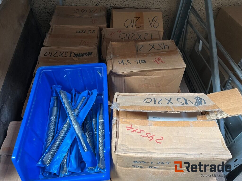 Forskelligt udstyr LOT med SDS BOR SDS BOR NYT - Altra macchina: foto 3 Forskelligt udstyr LOT med SDS BOR SDS BOR NYT - Altra macchina: foto 3