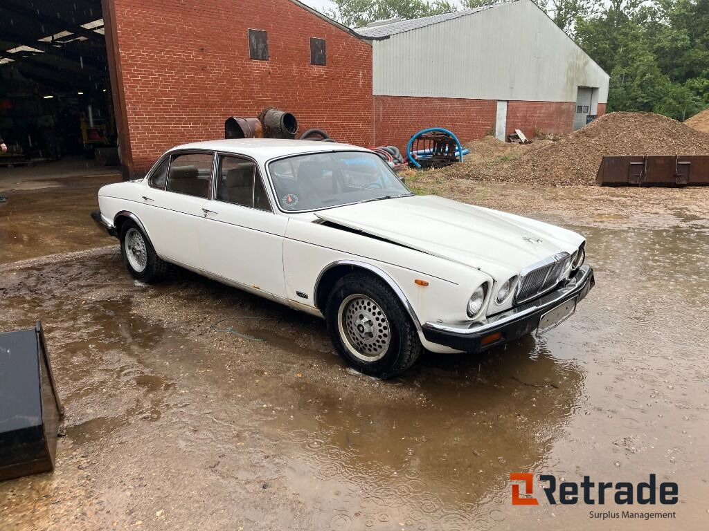 Bil Jaguar XJ 6 4,2 Oldtimer - Autovettura: foto 3 Bil Jaguar XJ 6 4,2 Oldtimer - Autovettura: foto 3