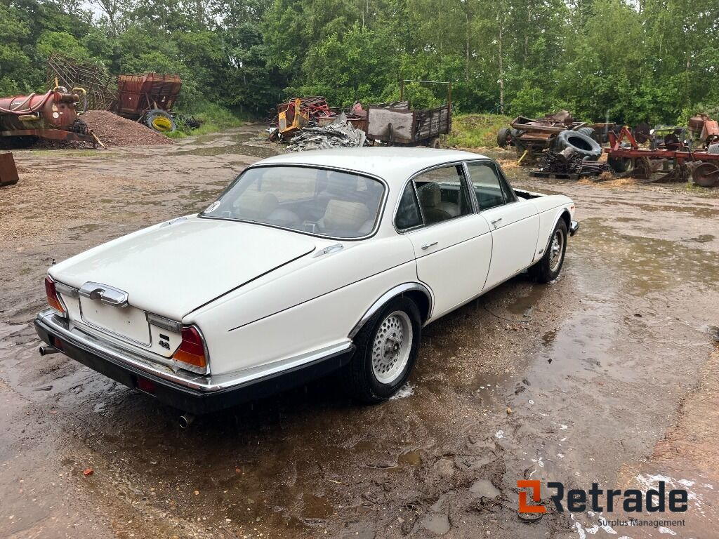 Bil Jaguar XJ 6 4,2 Oldtimer - Autovettura: foto 5 Bil Jaguar XJ 6 4,2 Oldtimer - Autovettura: foto 5