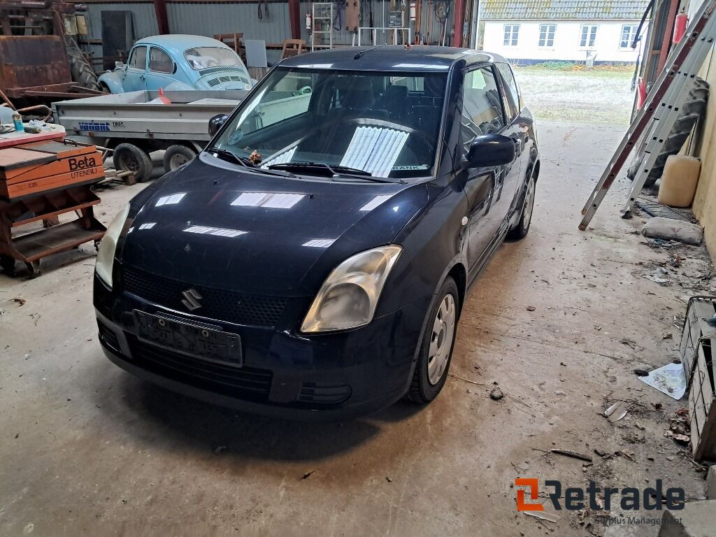 Bil Suzuki Swift 1,3 A/mt - Autovettura: foto 1 Bil Suzuki Swift 1,3 A/mt - Autovettura: foto 1