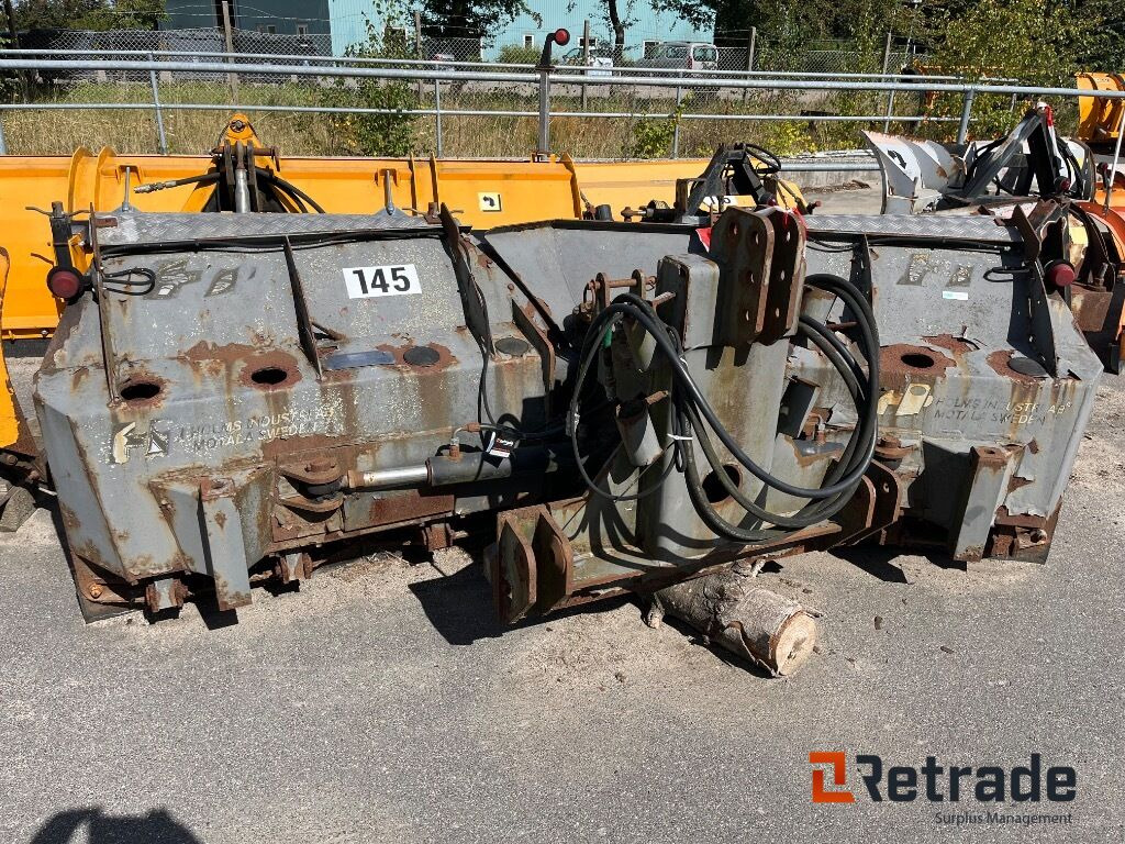 Holm KHV-2,8 V-plov til traktorfrontlift. - Attrezzatura da costruzione: foto 1 Holm KHV-2,8 V-plov til traktorfrontlift. - Attrezzatura da costruzione: foto 1