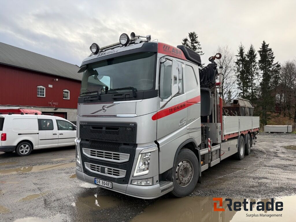 Kranbil Volvo FH500 6x2 - Autocarro con pianale/ Cassone fisso, Camion con gru: foto 1 Kranbil Volvo FH500 6x2 - Autocarro con pianale/ Cassone fisso, Camion con gru: foto 1
