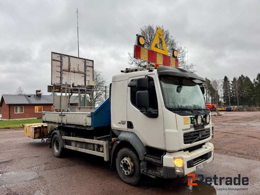 Krokbil Volvo FL 240 TMA utrustad - Autocarro con pianale/ Cassone fisso: foto 3 Krokbil Volvo FL 240 TMA utrustad - Autocarro con pianale/ Cassone fisso: foto 3