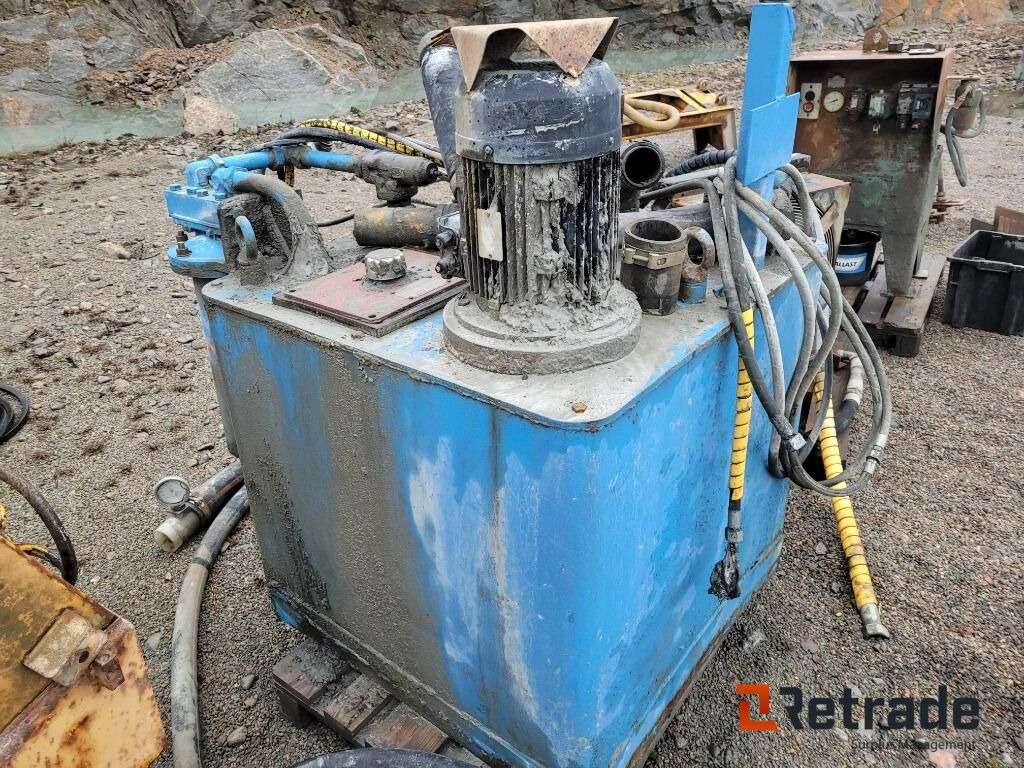 Attrezzatura da costruzione Kross Morgårdshammar 400-140: foto 25