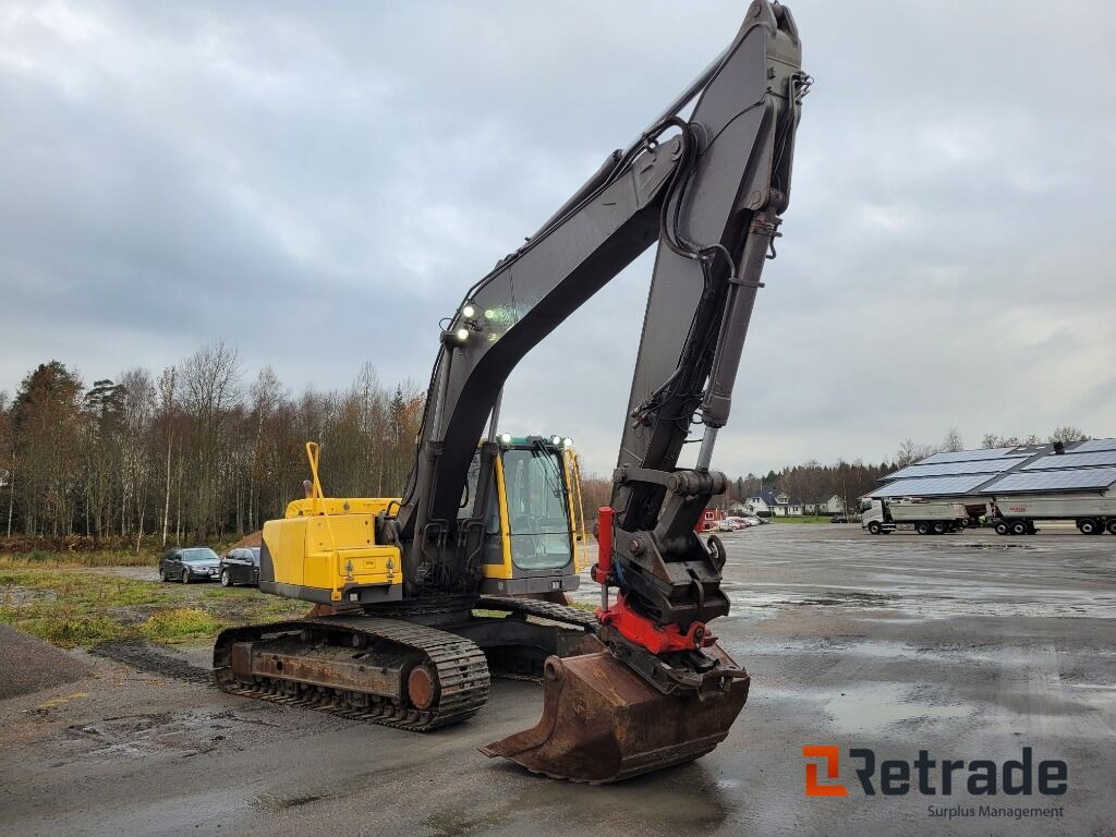Grävmaskin Volvo EC 240B NLC med tiltrotator och redskap - Macchina da cantiere: foto 3 Grävmaskin Volvo EC 240B NLC med tiltrotator och redskap - Macchina da cantiere: foto 3