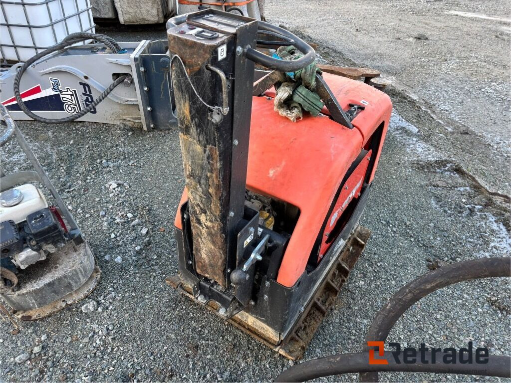 Markvibrator Husqvarna LG 504 - Attrezzatura da costruzione: foto 3 Markvibrator Husqvarna LG 504 - Attrezzatura da costruzione: foto 3