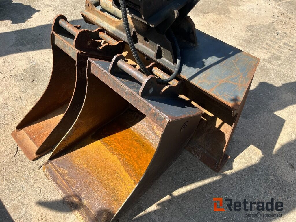 Minigraver Kobelco SK35 SR- 6 E 3,5 Tons minigraver - Miniescavatore: foto 5 Minigraver Kobelco SK35 SR- 6 E 3,5 Tons minigraver - Miniescavatore: foto 5