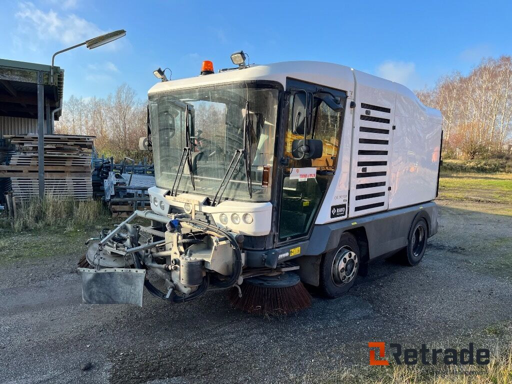 RAVO E6 feje-suge lastbil 3 koste. - Spazzatrice stradale: foto 1 RAVO E6 feje-suge lastbil 3 koste. - Spazzatrice stradale: foto 1
