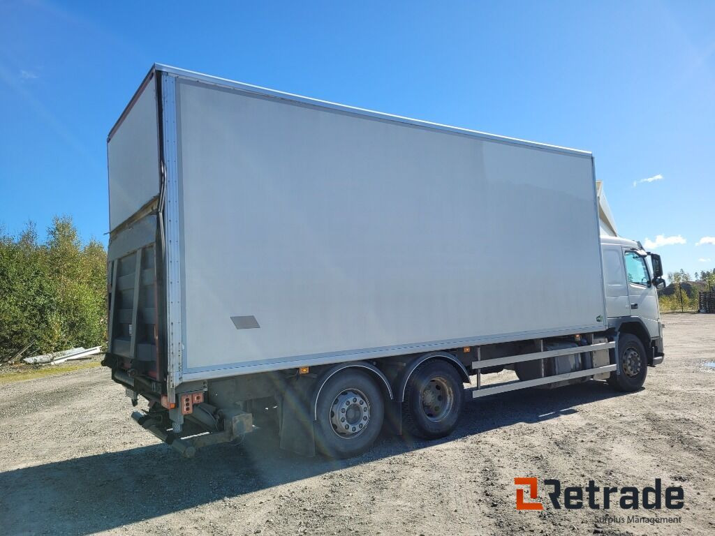 Skåpbil Volvo FM 11 6x2 Euro 5 - Autocarro furgonato: foto 3 Skåpbil Volvo FM 11 6x2 Euro 5 - Autocarro furgonato: foto 3