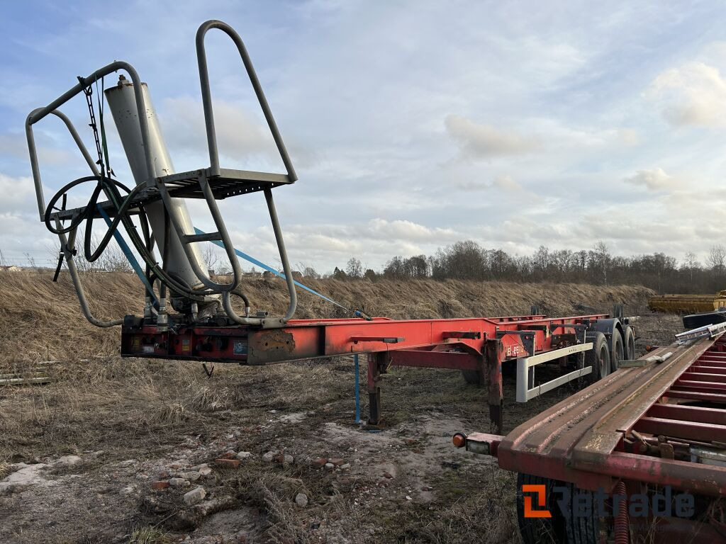 Tipptrailer chassi KELBERG T 350 - Semirimorchio ribaltabile: foto 1 Tipptrailer chassi KELBERG T 350 - Semirimorchio ribaltabile: foto 1