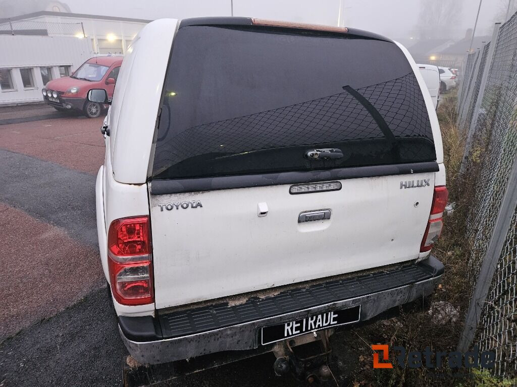 Toyota Hilux 3.0 Dubbelhytt 4wd - Autovettura: foto 4 Toyota Hilux 3.0 Dubbelhytt 4wd - Autovettura: foto 4