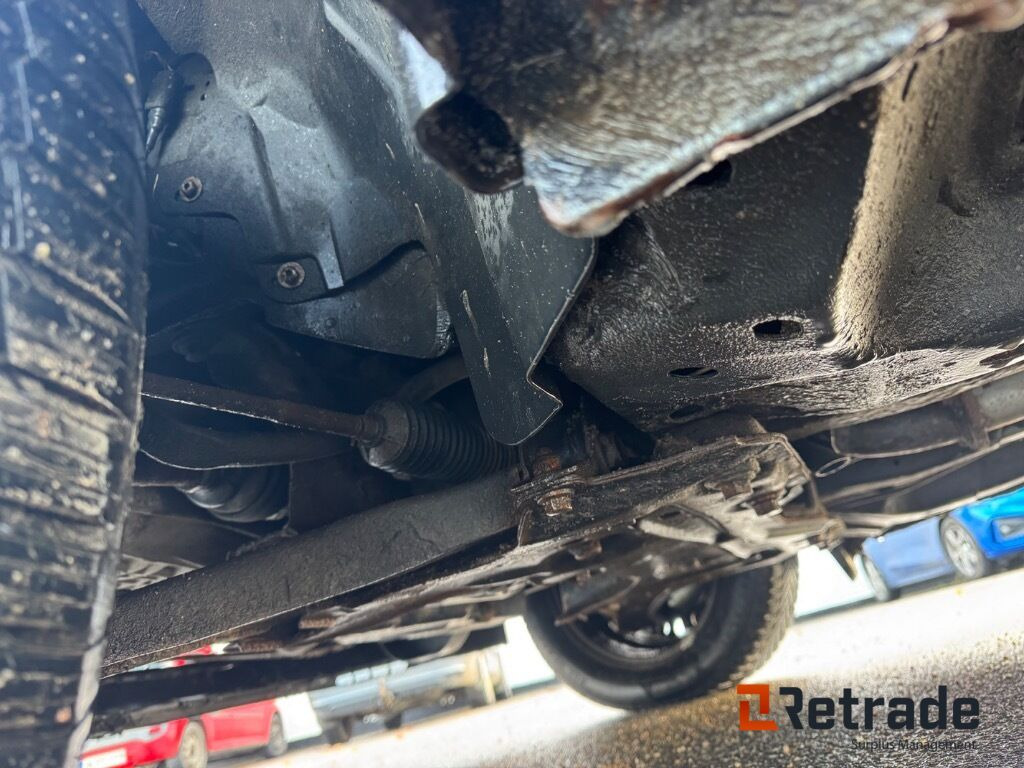 Autovettura Varevogn FORD TRANSIT CONNECT 230 L 1,8 TDCI: foto 10 Autovettura Varevogn FORD TRANSIT CONNECT 230 L 1,8 TDCI: foto 10