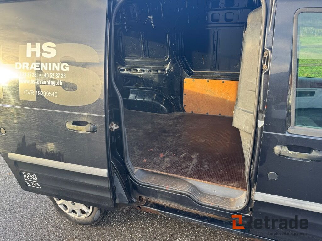 Autovettura Varevogn FORD TRANSIT CONNECT 230 L 1,8 TDCI: foto 18 Autovettura Varevogn FORD TRANSIT CONNECT 230 L 1,8 TDCI: foto 18