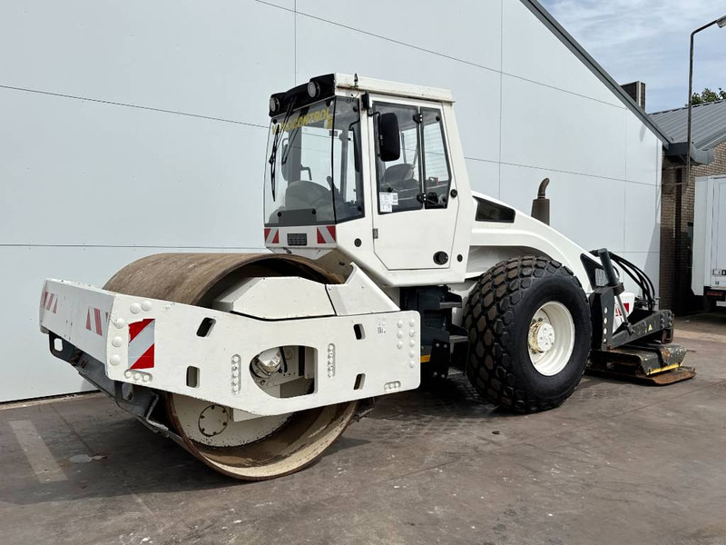 Bomag BW213DH-4 - Extra Vibrating Plate / EVIB/BVC - Rullo: foto 3 Bomag BW213DH-4 - Extra Vibrating Plate / EVIB/BVC - Rullo: foto 3