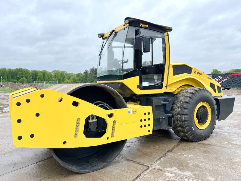 Bomag BW226-5CL - New / Unused - Rullo: foto 2 Bomag BW226-5CL - New / Unused - Rullo: foto 2