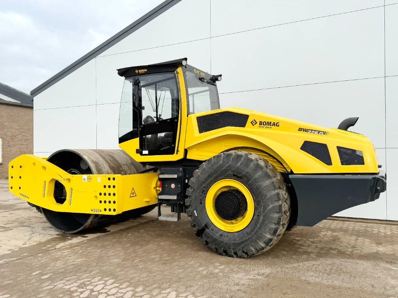 Bomag BW226D-5CL - NEW / Cummins engine - Rullo: foto 3 Bomag BW226D-5CL - NEW / Cummins engine - Rullo: foto 3