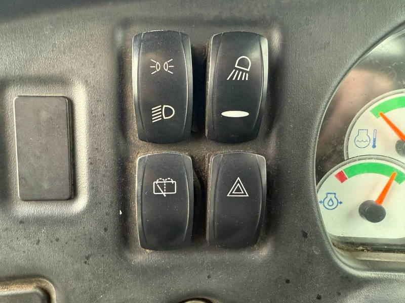 Dumper articolato Cat 740 - Automatic Greasing / Body Heating / AC: foto 9