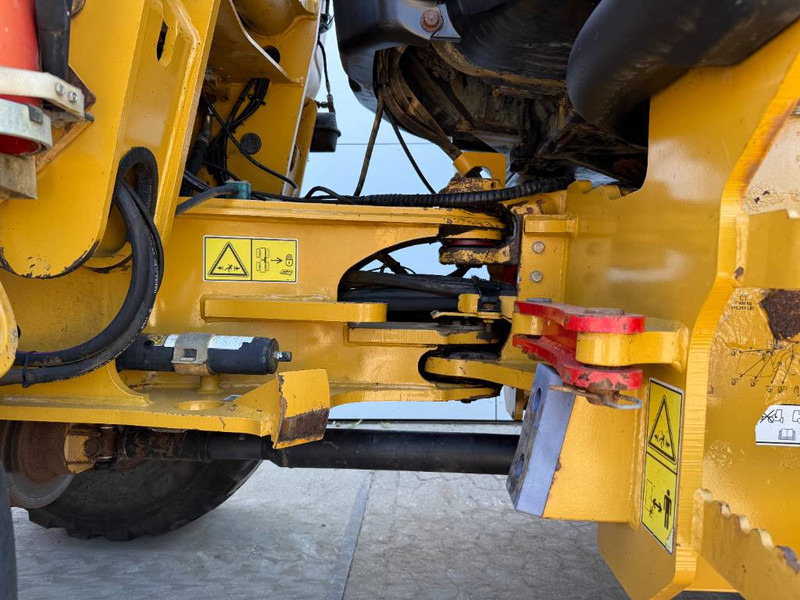 Pala gommata Cat 908H - Quick Coupler / Automatic Greasing: foto 15
