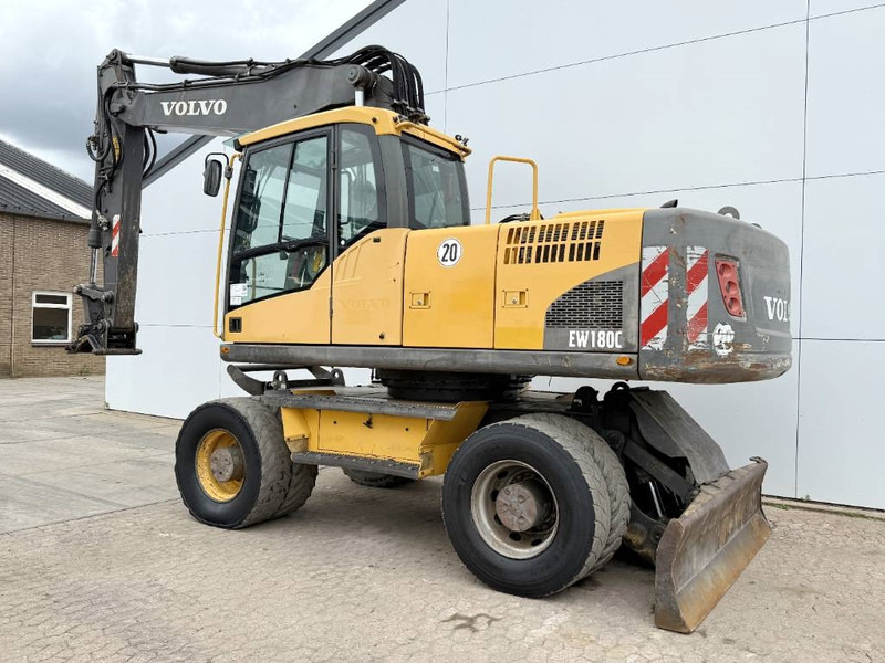 Volvo EW180C - Dutch Machine / Triple Boom - Escavatore gommato: foto 3 Volvo EW180C - Dutch Machine / Triple Boom - Escavatore gommato: foto 3