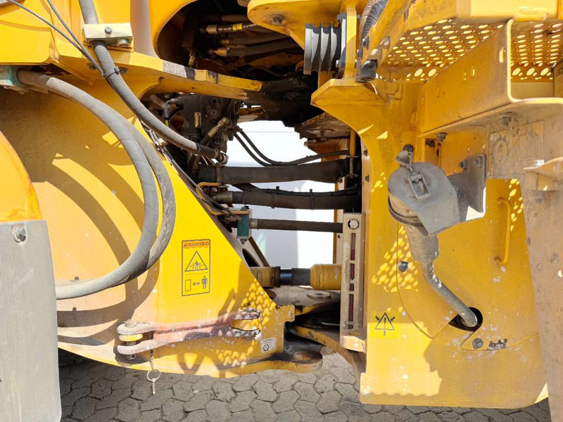 Pala gommata Volvo L90F - German Machine / 3rd Function / Auto Lube: foto 16