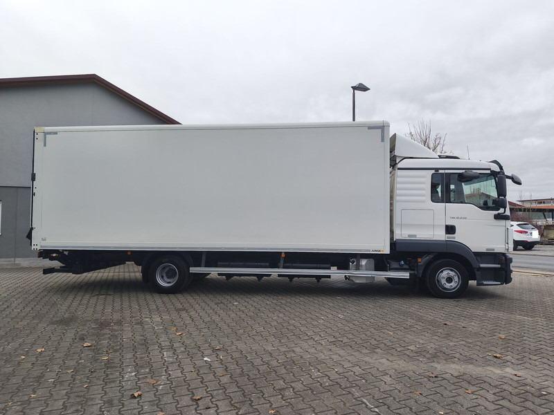 MAN TGL 12.250 Koffer Euro 6 4x2 LBW AHK (33) - Autocarro furgonato: foto 4 MAN TGL 12.250 Koffer Euro 6 4x2 LBW AHK (33) - Autocarro furgonato: foto 4