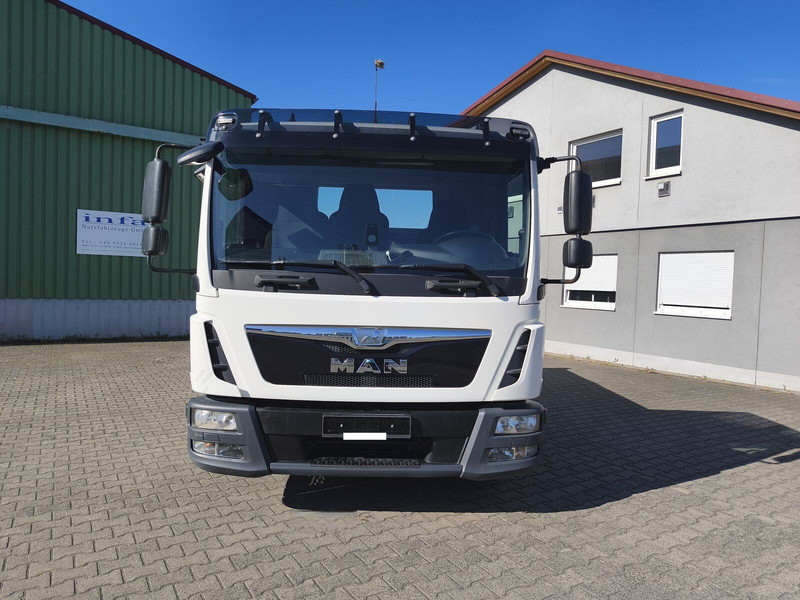 MAN TGL 8.180 Meiller Dreiseitenkipper 3-Sitzer 4x2 Euro 6 AHK (7) - Autocarro ribaltabile: foto 4 MAN TGL 8.180 Meiller Dreiseitenkipper 3-Sitzer 4x2 Euro 6 AHK (7) - Autocarro ribaltabile: foto 4