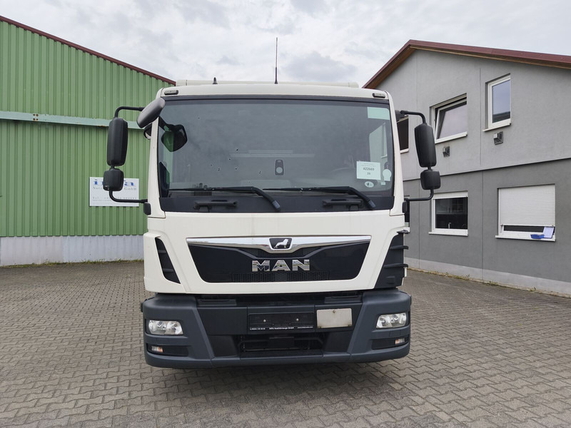 MAN TGL 8.190 Koffer gFH 4x2 Euro 6 AHK LBW (24) - Autocarro furgonato: foto 3 MAN TGL 8.190 Koffer gFH 4x2 Euro 6 AHK LBW (24) - Autocarro furgonato: foto 3