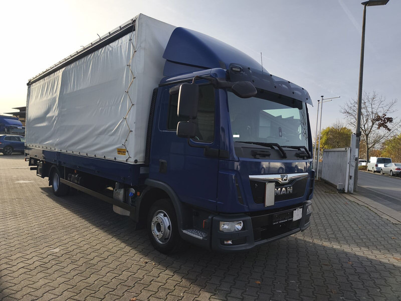 MAN TGL 8.220 4x2 Euro 6 LBW AHK (19) - Camion centinato: foto 2 MAN TGL 8.220 4x2 Euro 6 LBW AHK (19) - Camion centinato: foto 2