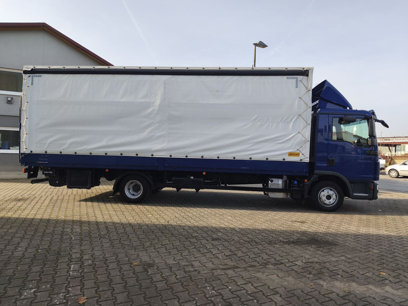 MAN TGL 8.220 4x2 Euro 6 LBW AHK (19) - Camion centinato: foto 4 MAN TGL 8.220 4x2 Euro 6 LBW AHK (19) - Camion centinato: foto 4
