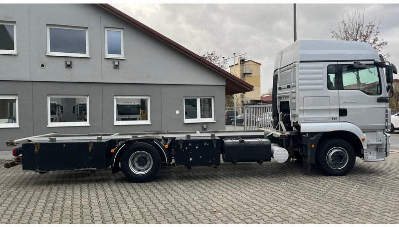 MAN TGM 12.290 BDF 4x2 Euro 5 - Autocarro telaio: foto 4 MAN TGM 12.290 BDF 4x2 Euro 5 - Autocarro telaio: foto 4