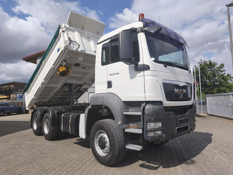 MAN TGS 26.400 6x6 GL Meiller Dreiseitenkipper Bordmatik Plane Euro - Autocarro ribaltabile: foto 5 MAN TGS 26.400 6x6 GL Meiller Dreiseitenkipper Bordmatik Plane Euro - Autocarro ribaltabile: foto 5