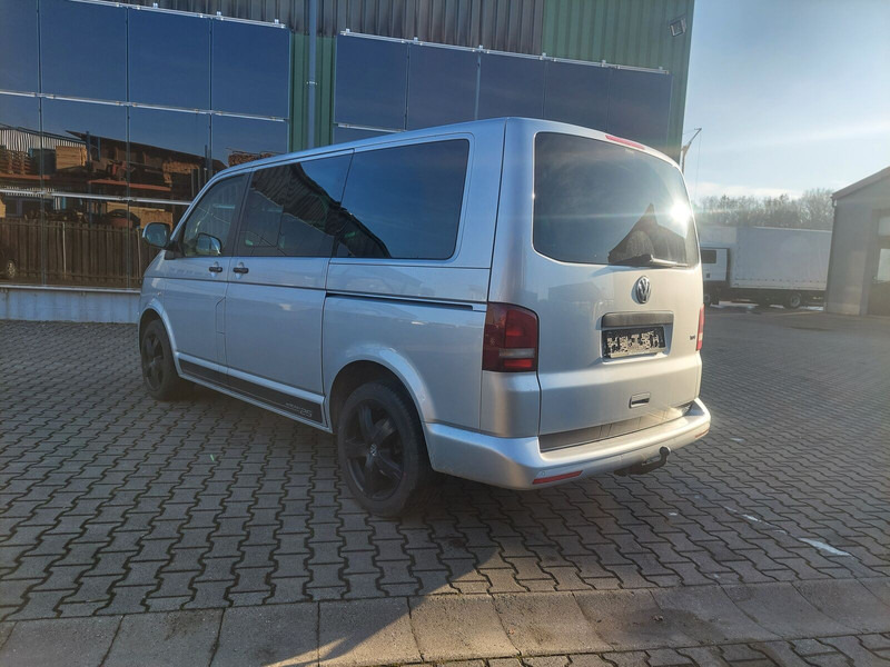Volkswagen Transporter Multivan AHK Doppelklima Tisch Leder 7-Sitzer - Minibus, Pulmino: foto 5 Volkswagen Transporter Multivan AHK Doppelklima Tisch Leder 7-Sitzer - Minibus, Pulmino: foto 5