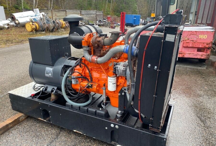 Diversen ECP34 2S4 - Iveco Engine,126kVA,New oils, filters, Mecc Alte ECP34 2S4 - Gruppo elettrogeno: foto 2 Diversen ECP34 2S4 - Iveco Engine,126kVA,New oils, filters, Mecc Alte ECP34 2S4 - Gruppo elettrogeno: foto 2