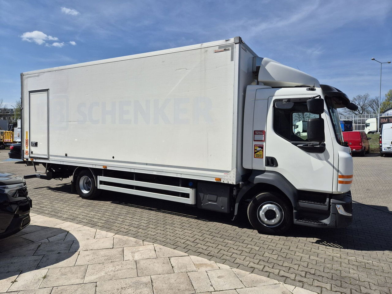 Renault D Gama 12.220 / LOW KM / Euro6 - Autocarro furgonato: foto 4 Renault D Gama 12.220 / LOW KM / Euro6 - Autocarro furgonato: foto 4