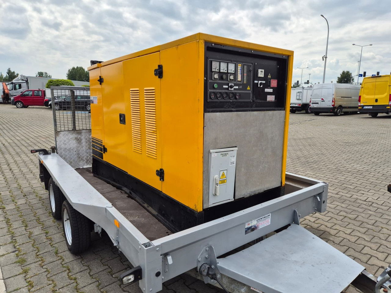 SDMO NS 60 WM / 1 OWNER / LOW MTH - Gruppo elettrogeno: foto 4 SDMO NS 60 WM / 1 OWNER / LOW MTH - Gruppo elettrogeno: foto 4