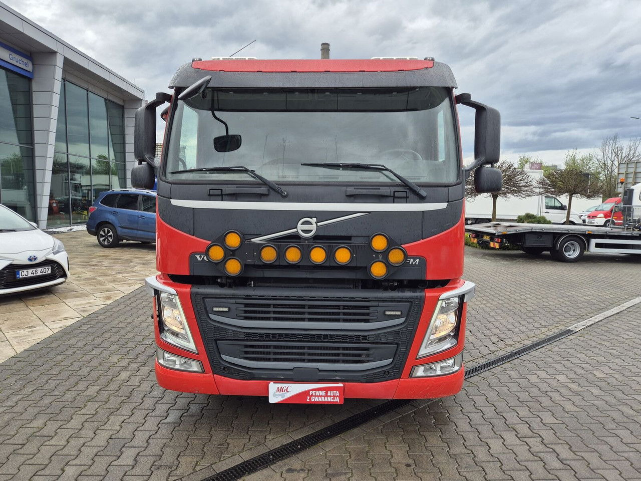 Volvo FM 330 Webasto / HDS Hiab / 1 Owner Volvo FM 330 Webasto / HDS Hiab / 1 Owner - Autocarro con pianale/ Cassone fisso, Camion con gru: foto 4 Volvo FM 330 Webasto / HDS Hiab / 1 Owner Volvo FM 330 Webasto / HDS Hiab / 1 Owner - Autocarro con pianale/ Cassone fisso, Camion con gru: foto 4