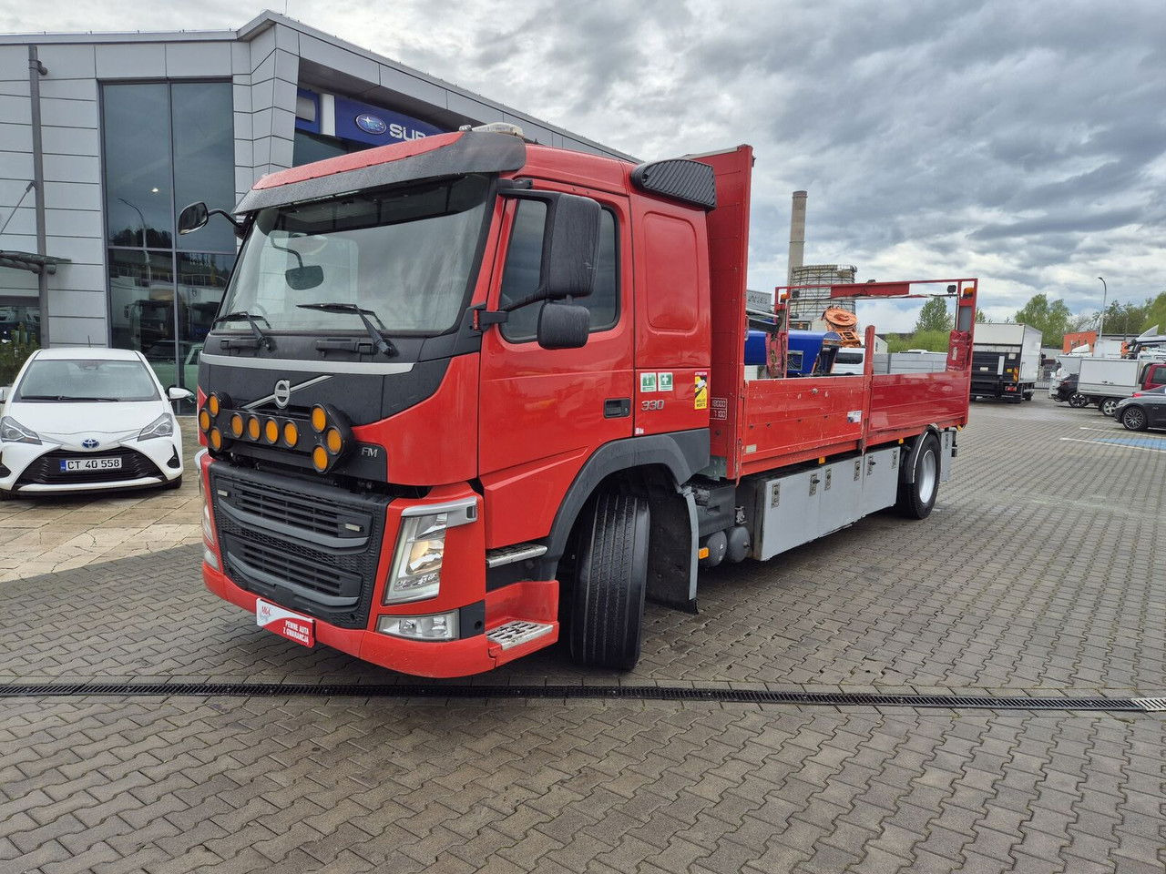 Volvo FM 330 Webasto / HDS Hiab / 1 Owner Volvo FM 330 Webasto / HDS Hiab / 1 Owner - Autocarro con pianale/ Cassone fisso, Camion con gru: foto 3 Volvo FM 330 Webasto / HDS Hiab / 1 Owner Volvo FM 330 Webasto / HDS Hiab / 1 Owner - Autocarro con pianale/ Cassone fisso, Camion con gru: foto 3