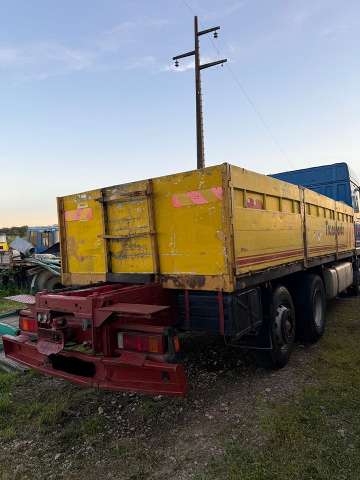 DAF XF 95.380 6X2 stake body - Autocarro con pianale/ Cassone fisso: foto 5 DAF XF 95.380 6X2 stake body - Autocarro con pianale/ Cassone fisso: foto 5