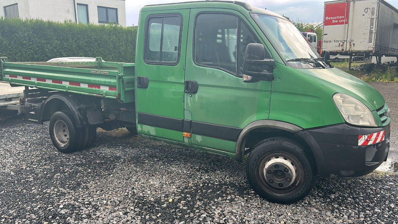 Iveco Daily 65C18K tipper - 6 seats - Furgone ribaltabile: foto 3 Iveco Daily 65C18K tipper - 6 seats - Furgone ribaltabile: foto 3